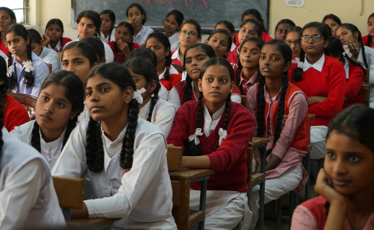 CBSE's New 3-language Curriculum Explained: R1, R2, R3 Selection, Textbooks, And More