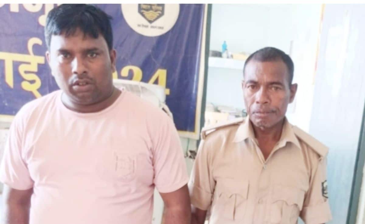 Bihar: 20 साल से फर्जी सर्टिफिकेट पर कर रहा था सरकारी नौकरी, निगरानी विभाग ने अब की कार्रवाई