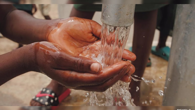 India's Rs 1.7 Lakh Crore Fuel Crisis May Have Found An Unlikely Fix &mdash; Water