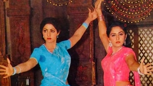 सिल्वर स्क्रीन पर बनी बहनें, पर असल जिंदगी में जानी दुश्मन थी ये दो सुपरस्टार, एक ने छोड़ी दुनिया एक की उम्र आज 63 साल