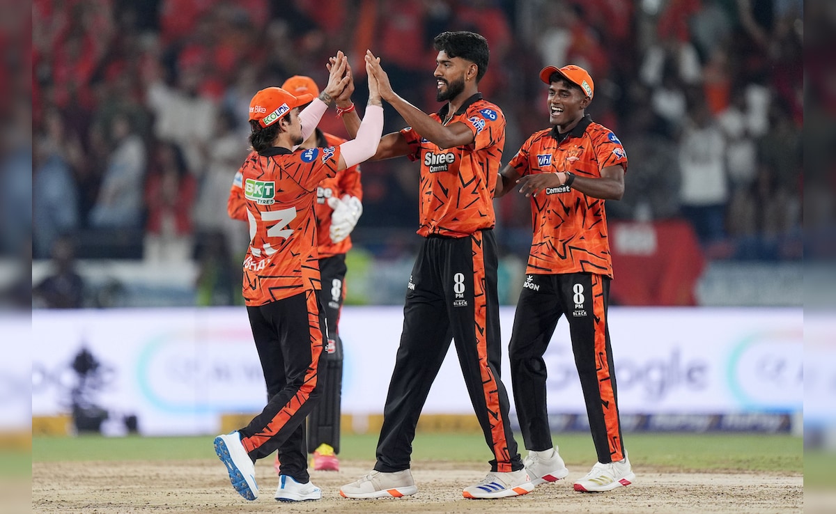 SRH vs DC: अभिषेक शर्मा और केएल राहुल जैसे सितारों पर रहेगी नजर, जानिए संभावित 11, हेड टू हेड, पिच और मौसम का मिजाज