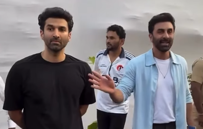 Watch: Ranbir Kapoor Refuses To Pose With Aditya Roy Kapur, And His Reason Is Too Funny