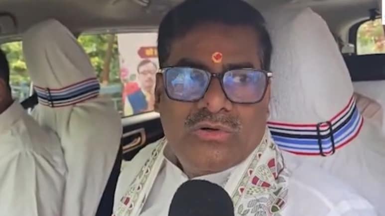 बिहार में अश्लील गाने बजाए तो खैर नहीं, मंत्री प्रमोद चंद्रवंशी ने पद संभालते ही जारी किया अल्टीमेटम