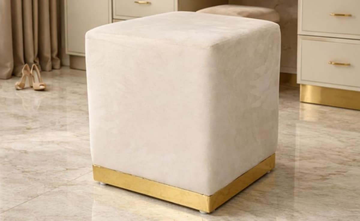 How To Arrange Furniture In A Small Apartment To Maximise Space