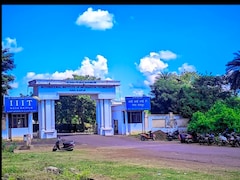 IIIT हॉस्टल में बड़ी चोरी; रायपुर में परीक्षा के दौरान 15 से ज्यादा छात्रों के लैपटॉप गायब, CCTV में ये दिखा