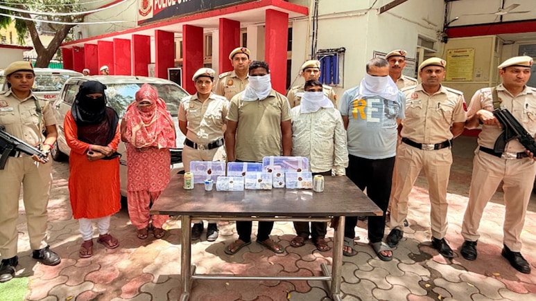द&zwj;िल्&zwj;ली पुल&zwj;िस ने 200KM पीछा कर दबोचा 70 वारदातों को अंजाम देने वाला 'बुर्गुलेरी गैंग', &nbsp;सुनार समेत 6 गिरफ्तार