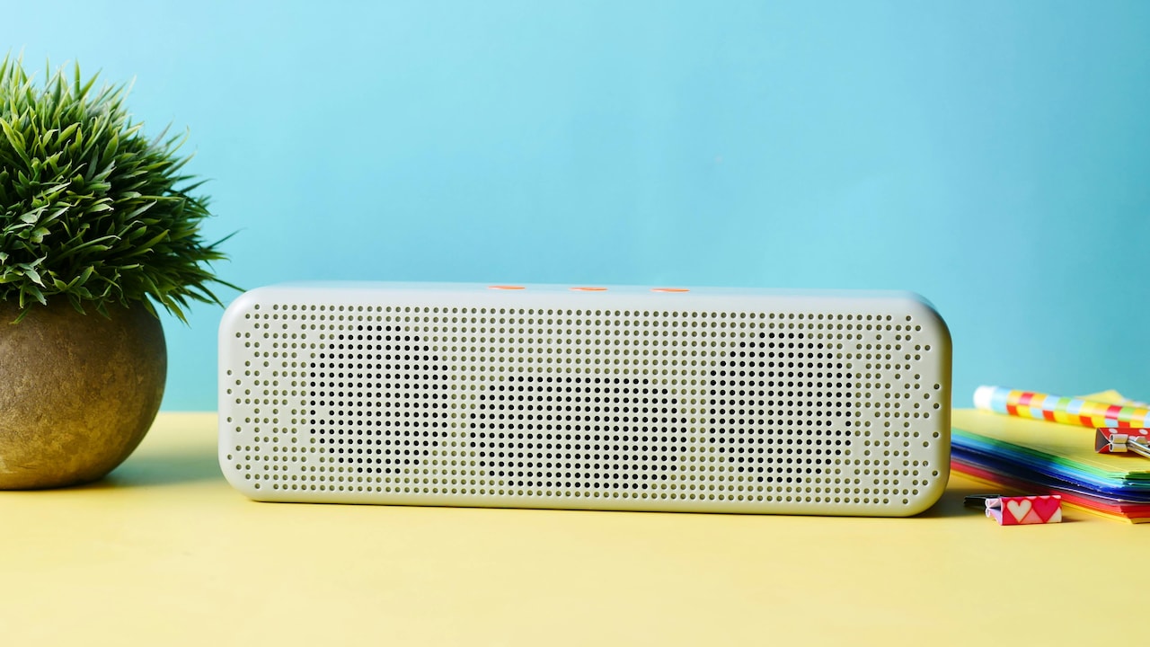 Bluetooth speakers that do justice to every beat and bass of music tracks