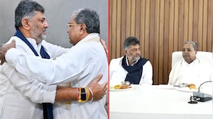 Hugs & Smiles At Karnataka Breakfast Meet Between Siddaramaiah & DK Shivakumar