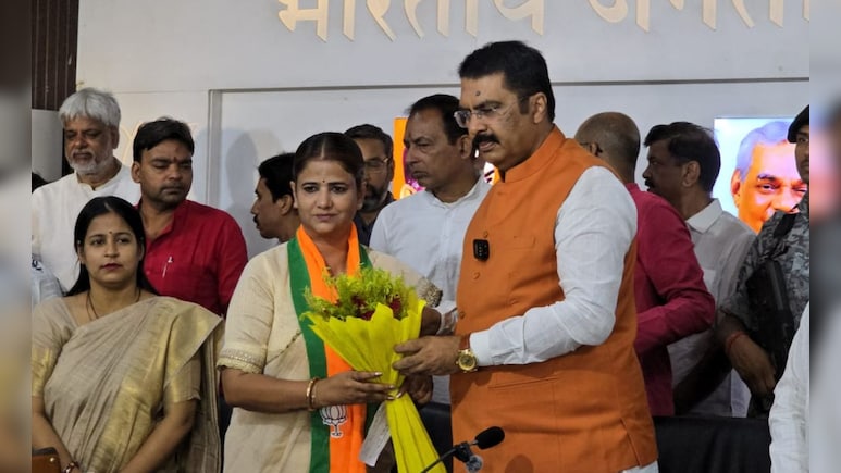 रितु जायसवाल ने थामा BJP का दामन, RJD और तेजस्वी के लिए क्यों बड़ा झटका है यह फैसला?