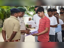 NEET में बार-बार पेपर लीक, लेकिन JEE में ठीक... इंजीनियरिंग और मेडिकल के एग्जाम में क्या है अंतर?