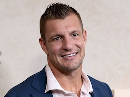 Rob Gronkowski Says Tom Brady's 2020 Tampa Bay Buccaneers Team Was Better Than The New England Patriots