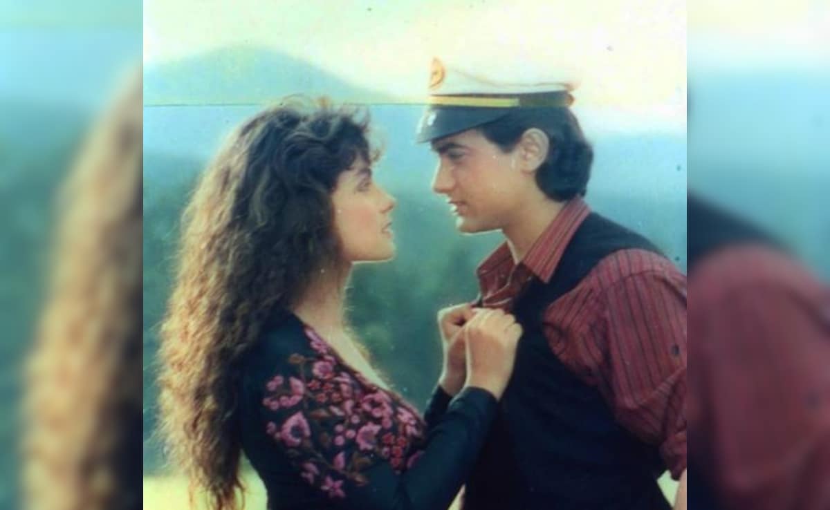 Pooja Bhatt Says She Had 'Spark' With Aamir Khan, But It Never 'Bloomed'