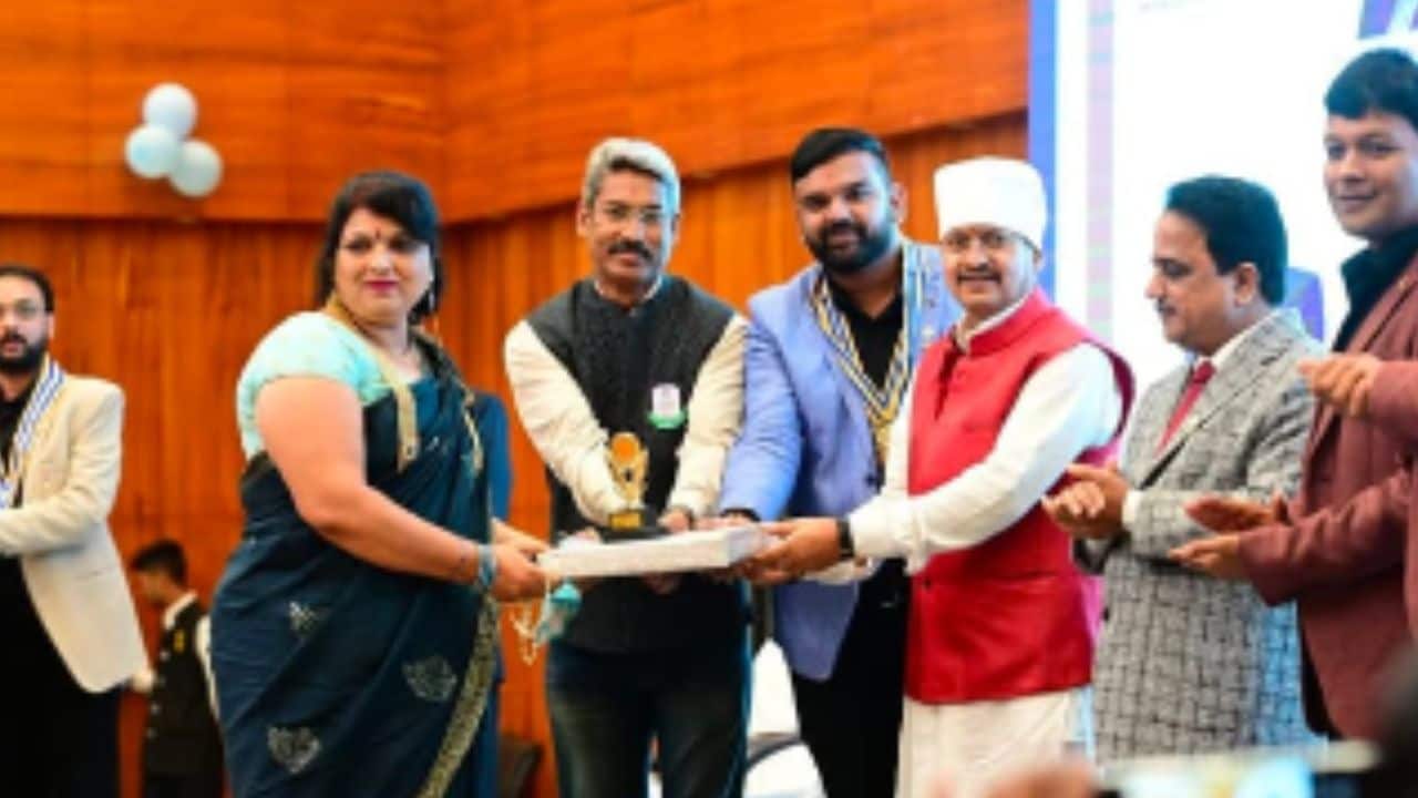 Constable Jyoti Tiwari Inspirational story Constable Jyoti Tiwari Inspirational story