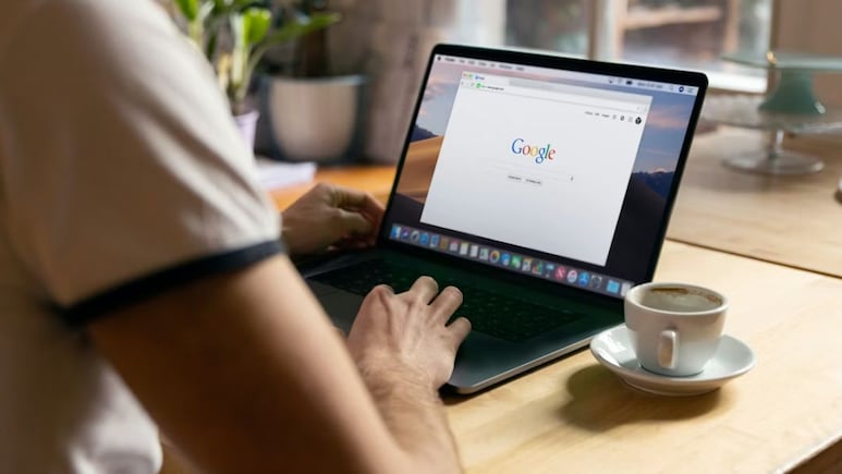 खत्म होगा पासवर्ड का जमाना? Google का नया QR Code लॉगिन, क्या आपकी प्राइवेसी हो जाएगी खत्म?