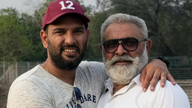 क्रिकेटर युवराज सिंह के पिता योगराज सिंह पर FIR, महिलाओं के खिलाफ आपत्तिजनक डायलॉग पर हुआ बवाल