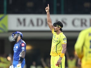 IPL 2026 LIVE: CSK Debutant Takes 1st IPL Wicket; Suryakumar Flatters To Deceive