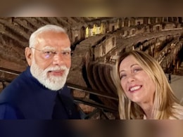 PM मोदी और मेलोनी की नई सेल्फी वायरल, इटली पहुंचते दो दोस्तों की कुछ यूं हुई मुलाकात