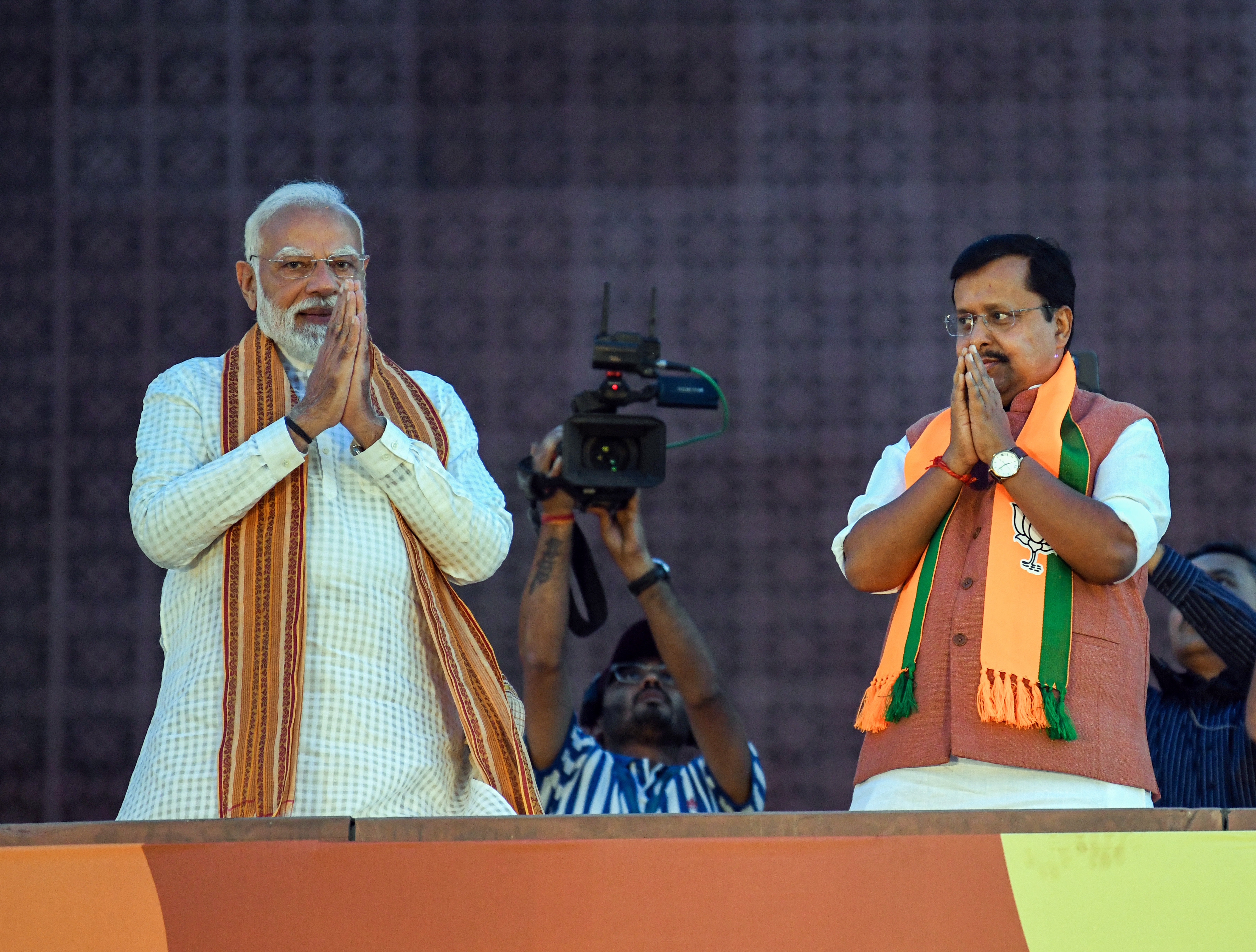 After BJP's Historic Bengal Win, PM Modi's Big UP Election Prediction