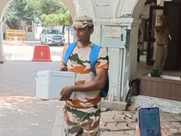 &nbsp;मां का कटा हाथ डिब्बे में लेकर पुलिस कमिश्नर दफ्तर पहुंचा ITBP जवान, Krishna Hospital पर की कार्रवाई की मांग