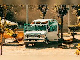 Do you know: 'AMBULANCE' का फुल फॉर्म क्&zwj;या है, इसे क्&zwj;यों उल्&zwj;टा लिखा जाता है?