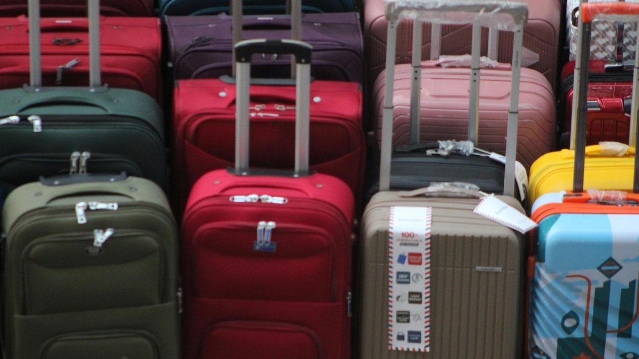 Tired Of Broken Wheels? Top Suitcase Features Travellers Must Prioritise