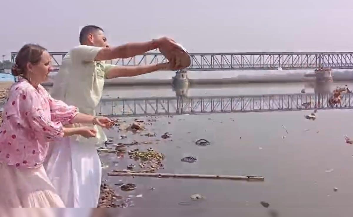 आत्मा की शांति के लिए होता है पिंडदान