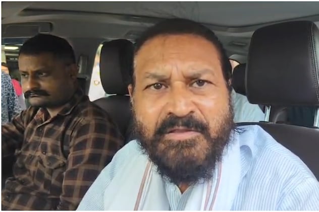 अस्पताल पहुंचकर पीड़ित परिवार से मिले विधायक.