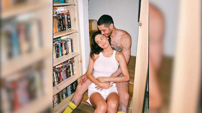 At Webby Awards, Pete Davidson Says He&rsquo;s &ldquo;Still Dead Inside&rdquo; Amid Split Rumours With Elsie Hewitt