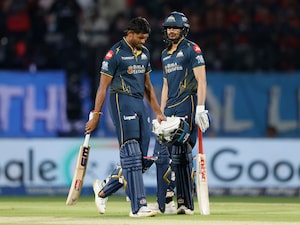 IPL 2026 LIVE: Huge Shock As GT Star Out Hit-Wicket, Gill Flops; RCB Script History