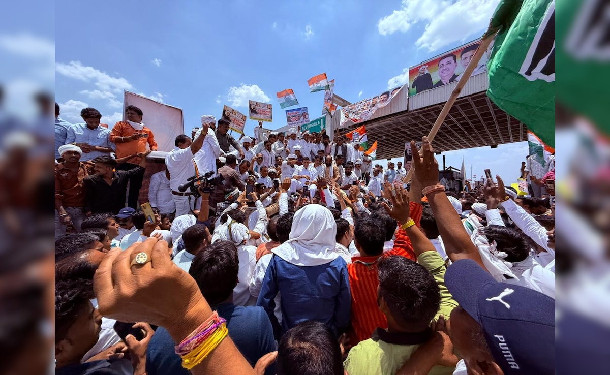 मुंबई-आगरा हाईवे पर चक्का जाम : MP कांग्रेस का ‘सड़क सत्याग्रह’; गेहूं खरीदी और MSP को लेकर किसान आंदोलन