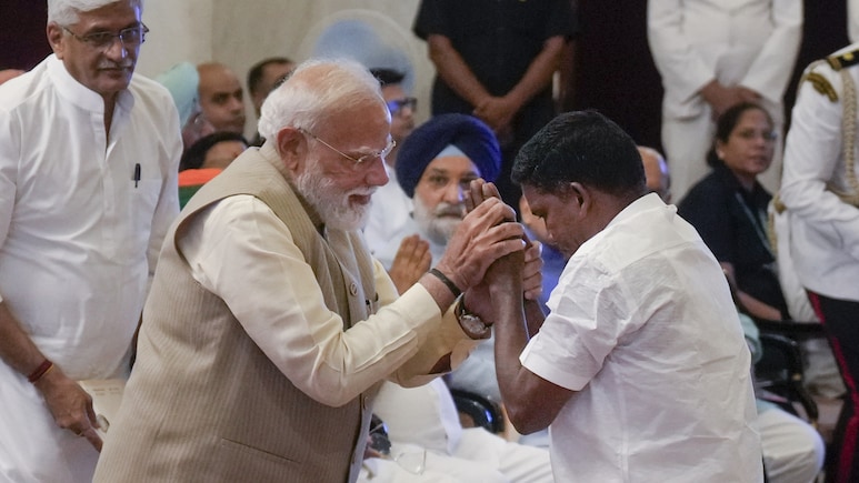 सिलंबम क्या है और कौन हैं के. पजानिवेल जिन्होंने पीएम मोदी को खड़े होने पर कर दिया मजबूर