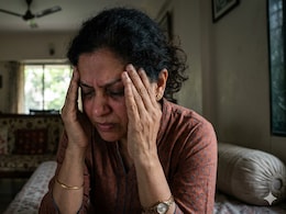 Woman Had Intense Headaches For Over 10 Years, This Is What A Neurologist Found