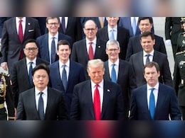 ट्रंप की बीजिंग यात्रा, अमेरिकी CEOs का जमावड़ा, एलन मस्क और टिम कुक के लिए चीन में क्या है खास?