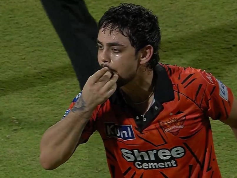 Ishan Kishan Does 'Whistle Podu', Taunts CSK Fans After Guiding SRH To IPL 2026 Playoffs — WellsTrack