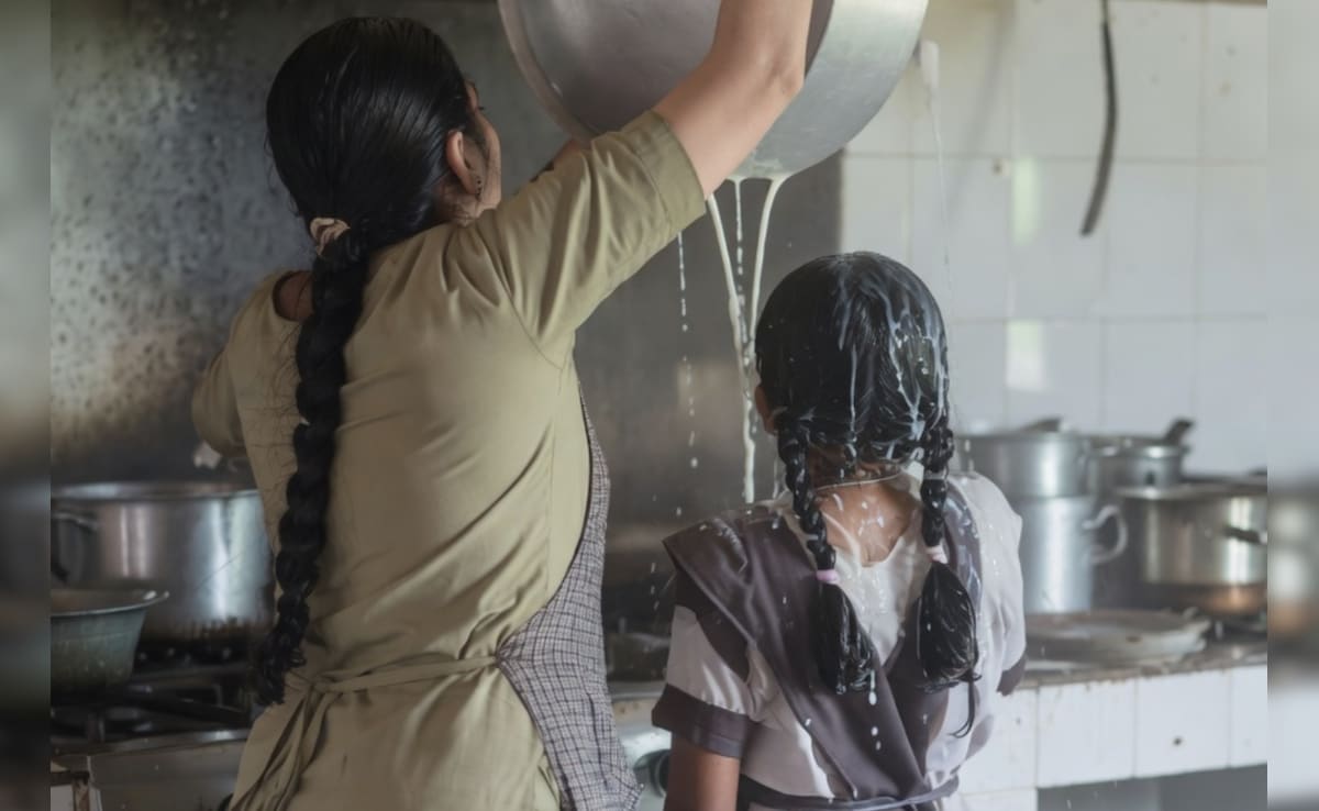 मासूम को धक्का दिया, गर्म दूध से झुलसी तो छिड़का नमक, किचन मेड के टॉर्चर के बाद छात्रा बुरी तरह झुलसी