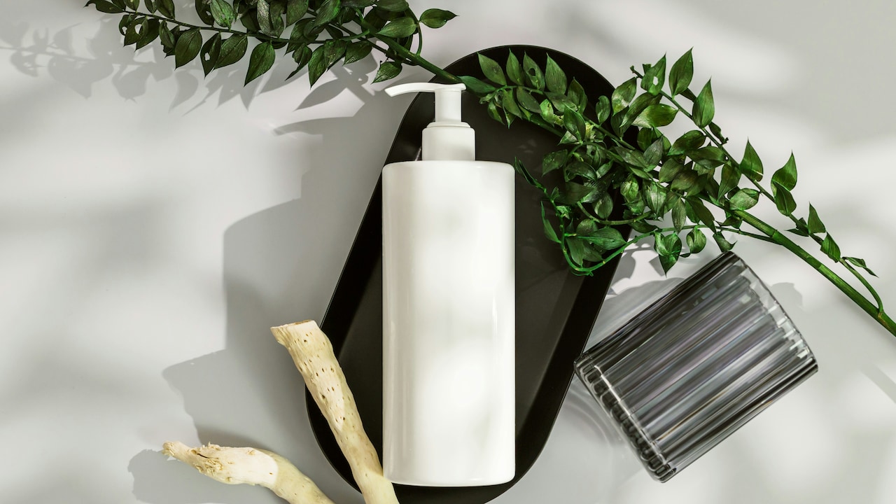 5 Scalp Care Products That Solve Itchiness And Build-Up 5 Scalp Care Products That Solve Itchiness And Build-Up