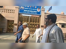 Congress Leaders Visit Mayawati's House Uninvited, Turned Away By Security