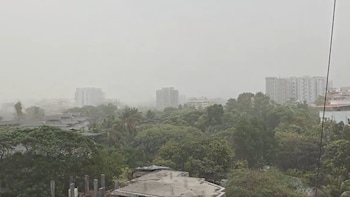 Massive Dust Storm Hits Kalyan-Dombivli, Panvel And Mumbai Suburbs — Watch Videos