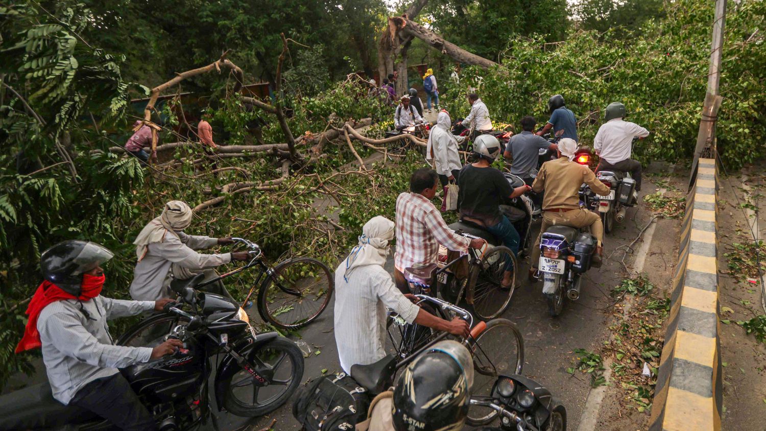 100 Killed As Heavy Rain, Storm Hit Uttar Pradesh; 21 Dead In Prayagraj