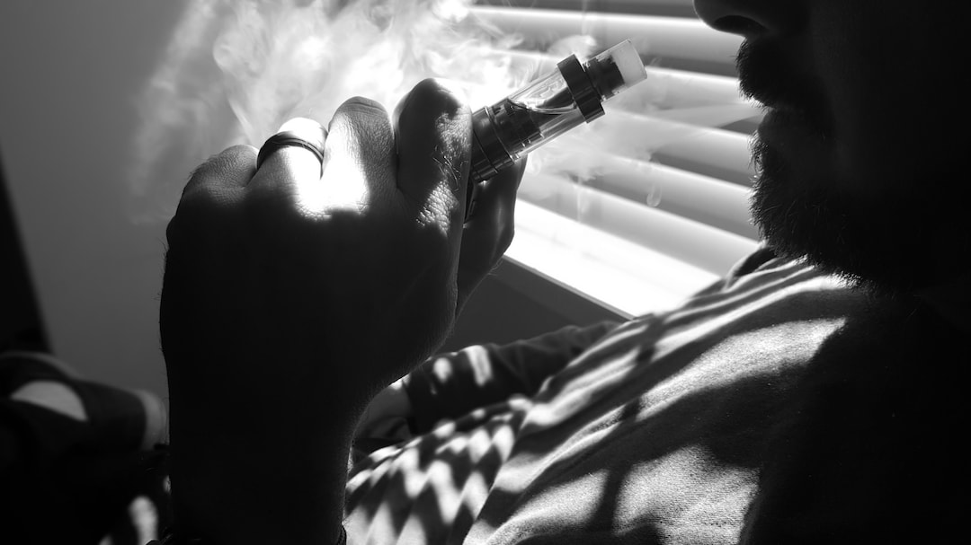 E-Cigarettes Consumption Rampant, 52% Smokers Seen Around Corporate Offices: Study