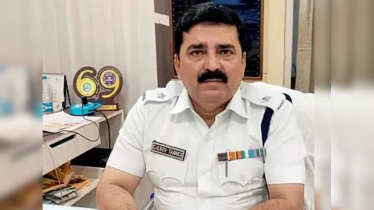 सोना पप्पू केस : कोलकाता के DCP शांतनु सिन्हा गिरफ्तार, करोड़ों के 'सिंडिकेट राज' से हटेगा पर्दा