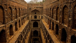 Agrasen Ki Baoli, The Dry Stepwell In Delhi That Was Once Filled With 'Haunted' Black Water
