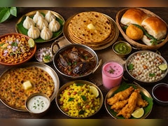 Maharashtra Day 2026: महाराष्ट्र के 10 ट्रेडिशनल डिशेज (Traditional Dishes), जिनका स्वाद हर फूड लवर को जरूर लेना चाहिए Recipe
