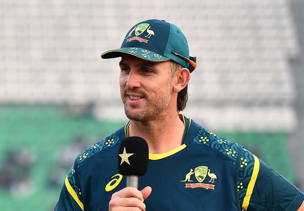 PAK vs AUS: ऑस्ट्रेलिया को लगा 440 वोल्ट का झटका, मार्श पूरे सीरीज से हुए बाहर, जानें अब कौन बना कप्तान