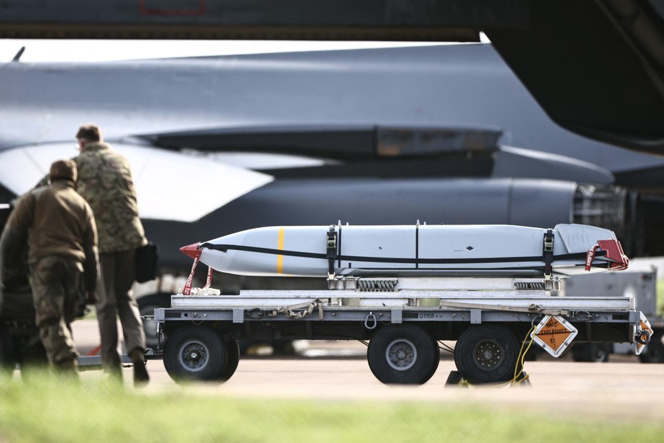 US Prepping Iran Attack Again? 6,500-Tonne Munitions Sent To Israel