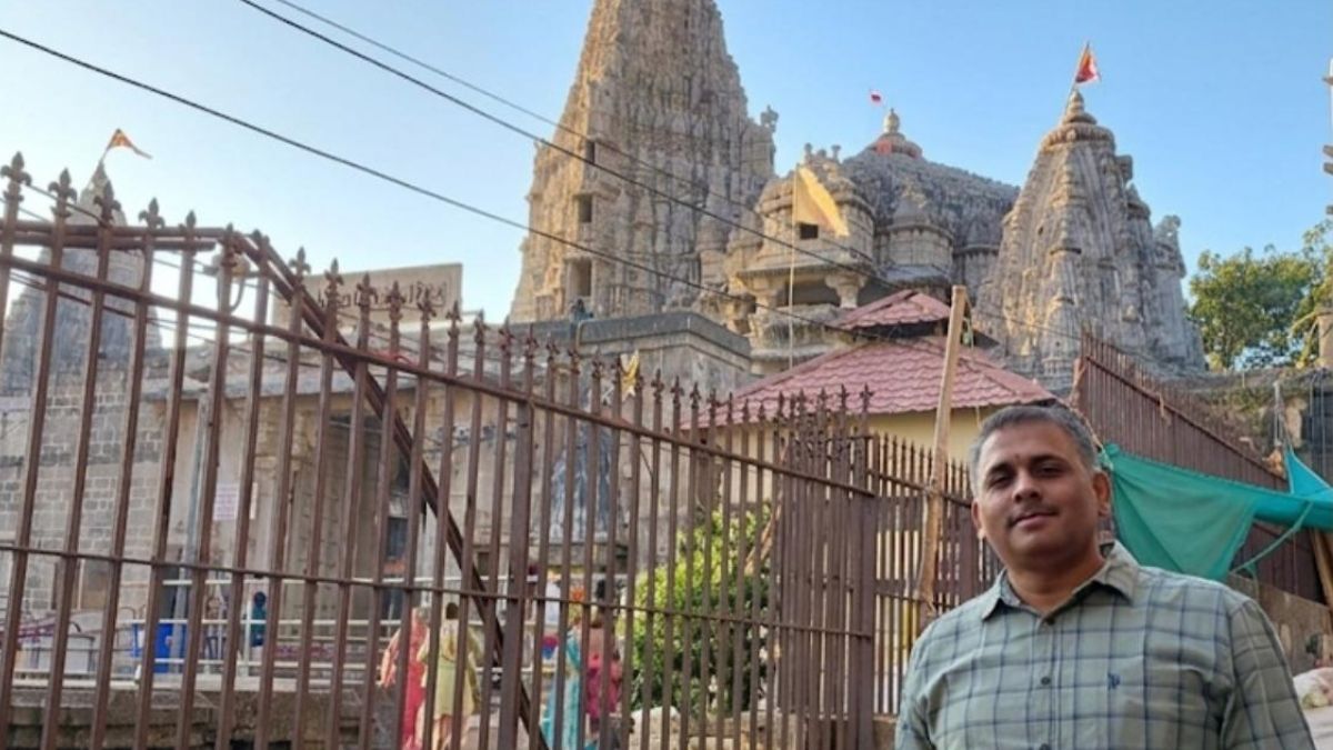 Doctor Couple, 11-Year-Old Harassed By Cops At Gujarat Temple, Action Follows