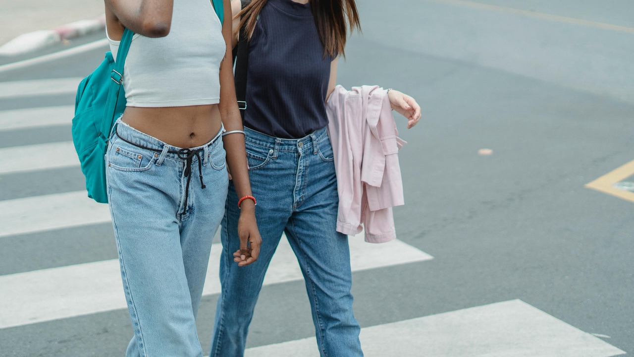 Why Straight-Fit Jeans Are Replacing Skinny Jeans In Everyday Fashion Why Straight-Fit Jeans Are Replacing Skinny Jeans In Everyday Fashion