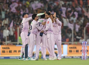 GT vs SRH LIVE Score, IPL 2026: Abhishek Sharma, Travis Head Left Shell-Shocked By Mohammed Siraj, Kagiso Rabada; SRH 3 Down In Chase