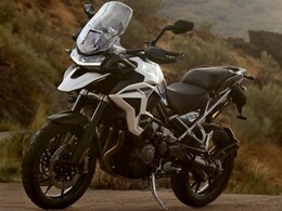 पहाड़ हों या रेगिस्तान, Triumph की नई 'टाइगर' है तैयार: Alpine और Desert एडिशन भारत में लॉन्च!