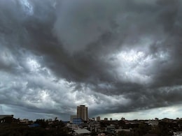 Monsoon Update: मॉनसून के पहले ही गुड न्यूज, दिल्ली-यूपी से बिहार-झारखंड तक बारिश का अलर्ट, मुंबई-केरल में भी झमाझम बरसात
